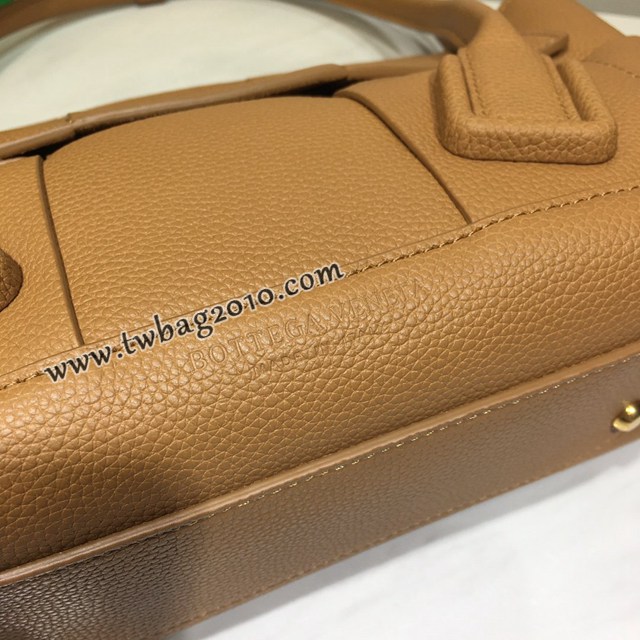 Bottega veneta高端女包 寶緹嘉爆款THE ARCO編織款手提包  BV經典款蝙蝠包  gxz1114